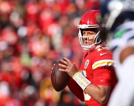 Chiefs vs. Seahawks Prediction, NFL Week 7 SNF Odds & Best Bets (10/25)