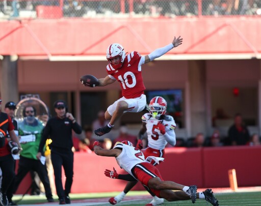 Nebraska vs. Oregon Prediction, CFB Week 7 Odds & Best Bets (10/17)